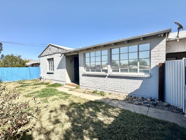 1152 N Jones Blvd in Tucson, AZ - Building Photo - Building Photo