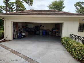 106 Prestwick Cir in Vero Beach, FL - Building Photo - Building Photo