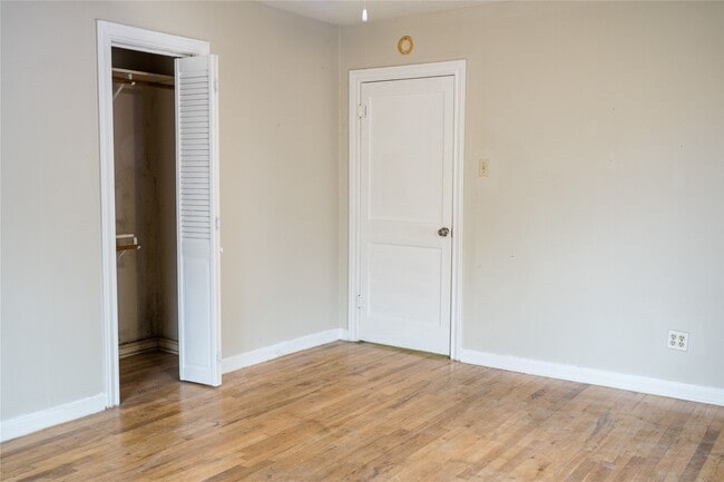 property at 2218 1/2 Chapman St