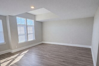 137 Carriage Club Dr in Mooresville, NC - Building Photo - Building Photo