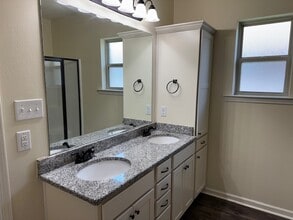 1225 Gentle Wind Dr in Baton Rouge, LA - Building Photo - Building Photo