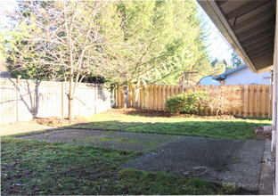 17813 Brook Blvd in Bothell, WA - Building Photo - Building Photo