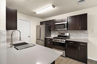 4108 Whitecrest Cove in Round Rock, TX - Building Photo - Building Photo