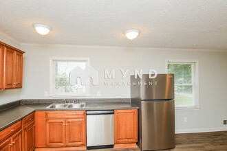 1027 River Bend Ct in Riverdale, GA - Building Photo - Building Photo