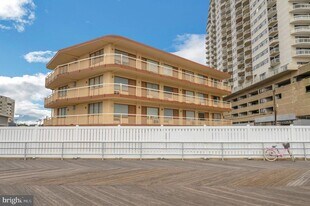 108 S Montpelier Ave in Atlantic City, NJ - Building Photo