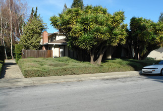 1267-1275 W Mckinley Ave in Sunnyvale, CA - Building Photo - Building Photo