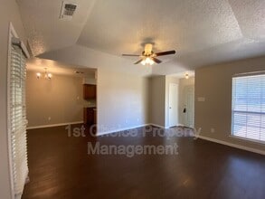 1118 Landsdale Ln in Fort Worth, TX - Building Photo - Building Photo