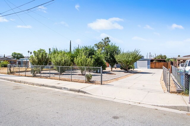 10642 Coloma St in Loma Linda, CA - Building Photo