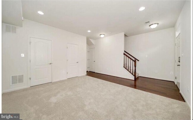 12815 Sutherby Ln in Germantown, MD - Building Photo - Building Photo