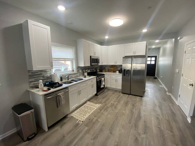 308 S Lodge Ln in Lombard, IL - Building Photo - Building Photo