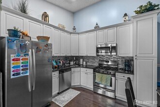 9 Ruby Ct in Franklin Township, NJ - Building Photo - Building Photo