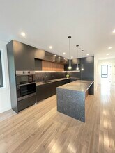 719 N Elizabeth St in Chicago, IL - Building Photo - Building Photo