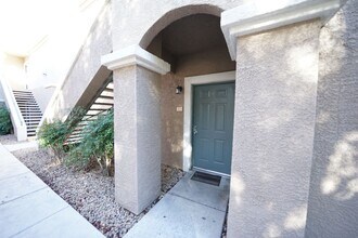 9330 W Maule Ave in Las Vegas, NV - Building Photo - Building Photo