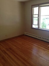 321 Kedzie St, Unit 2 in Madison, WI - Foto de edificio - Building Photo