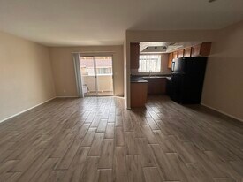 7300 Pirates Cove Rd, Unit 2059 in Las Vegas, NV - Building Photo