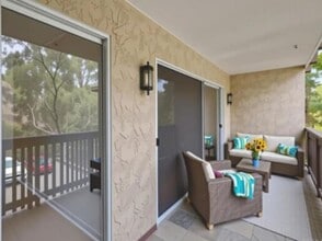 6304 Friars Rd in San Diego, CA - Building Photo - Building Photo