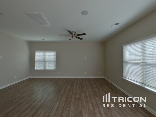 437 Eastfair Dr in Columbia, SC - Building Photo - Building Photo