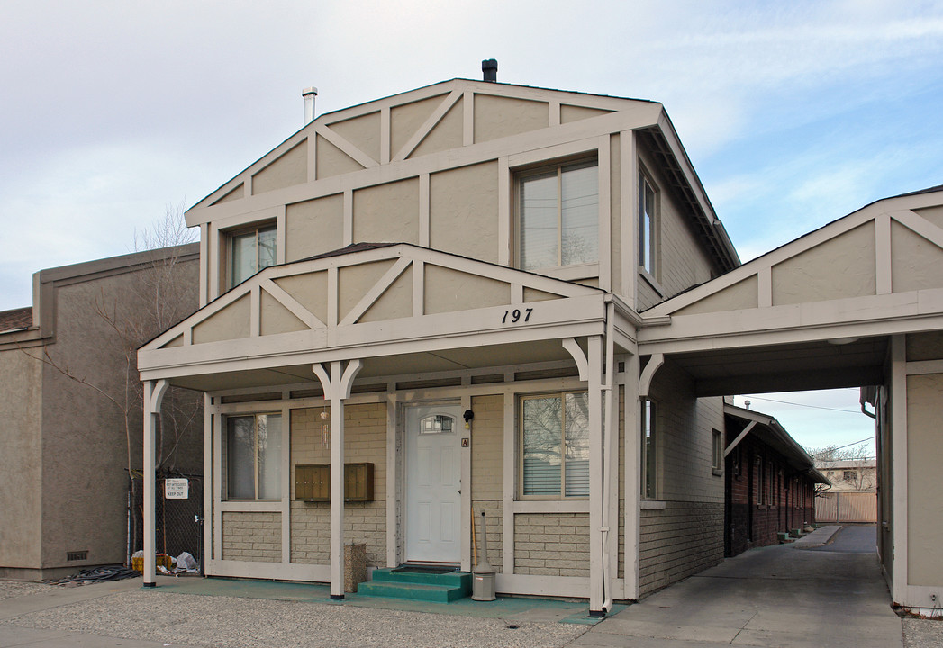 195-197 Kirman Ave in Reno, NV - Building Photo