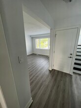 420 McRoberts Ave in Toronto, ON - Building Photo - Building Photo