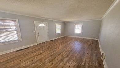 700 S Hawthorne Ave in Sioux Falls, SD - Building Photo - Building Photo