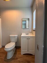 1519 E Southcross in San Antonio, TX - Building Photo - Building Photo