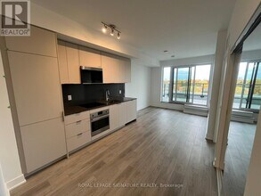 2088 James St in Burlington, ON - Building Photo - Building Photo