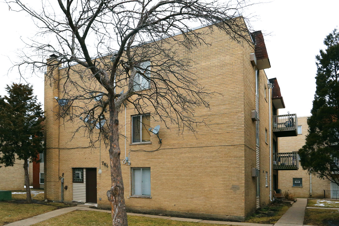 764 Piper Ln in Prospect Heights, IL - Foto de edificio