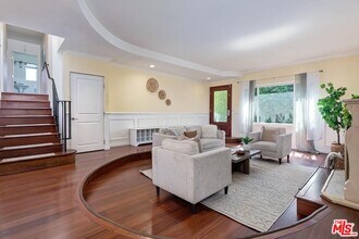 3804 Lenawee Ave in Culver City, CA - Building Photo - Building Photo