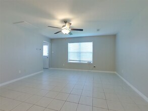 317 Summer Horse Dr in La Marque, TX - Building Photo - Building Photo