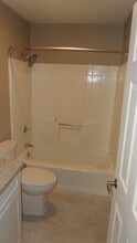 31200 Landau Blvd, Unit #2406 in Cathedral City, CA - Foto de edificio - Building Photo