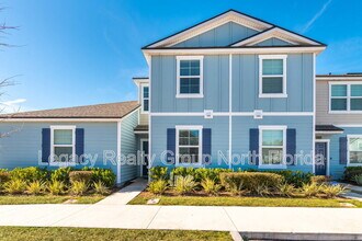 509 Big Tree Wy in Orange Park, FL - Building Photo - Building Photo