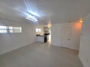 20526 SW 92nd Ct in Cutler Bay, FL - Building Photo - Building Photo