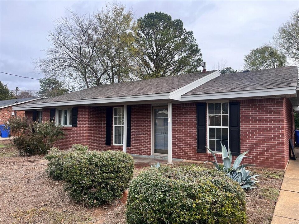 314 Sheila Blvd in Prattville, AL - Building Photo