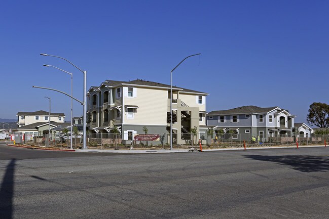 Harvest Park in Gilroy, CA - Foto de edificio - Building Photo