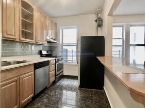 175 Pinehurst Ave in New York, NY - Building Photo - Building Photo