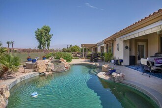 37905 Pineknoll Ave, Unit 101 in Palm Desert, CA - Building Photo - Building Photo