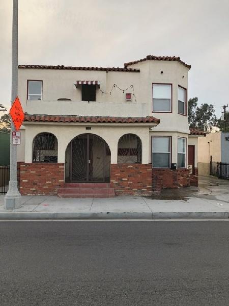 1825 Cherry Ave in Long Beach, CA - Building Photo - Building Photo