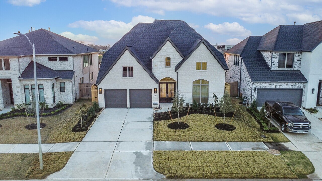 4746 Silo Shadow Wy in Fulshear, TX - Building Photo
