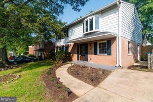 13509 Tabscott Dr in Chantilly, VA - Building Photo