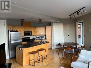 260 Besserer St in Ottawa, ON - Building Photo - Building Photo