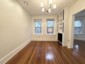 23 Netherlands Rd, Unit 2 in Brookline, MA - Building Photo - Building Photo