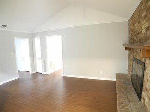 26 Beaver Run Dr in Savannah, GA - Building Photo - Building Photo