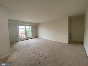 434 N Armistead St, Unit 202 in Alexandria, VA - Building Photo - Building Photo