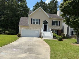 525 Dot Dr in Atlanta, GA - Building Photo