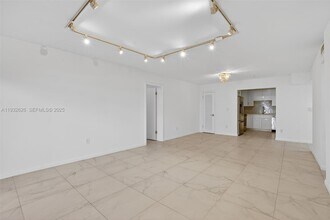 1239 Mariposa Ave in Coral Gables, FL - Building Photo - Building Photo
