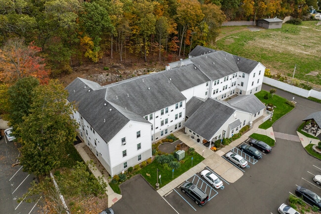 Miss Laura Raymond Homes in Norwalk, CT - Building Photo - Building Photo