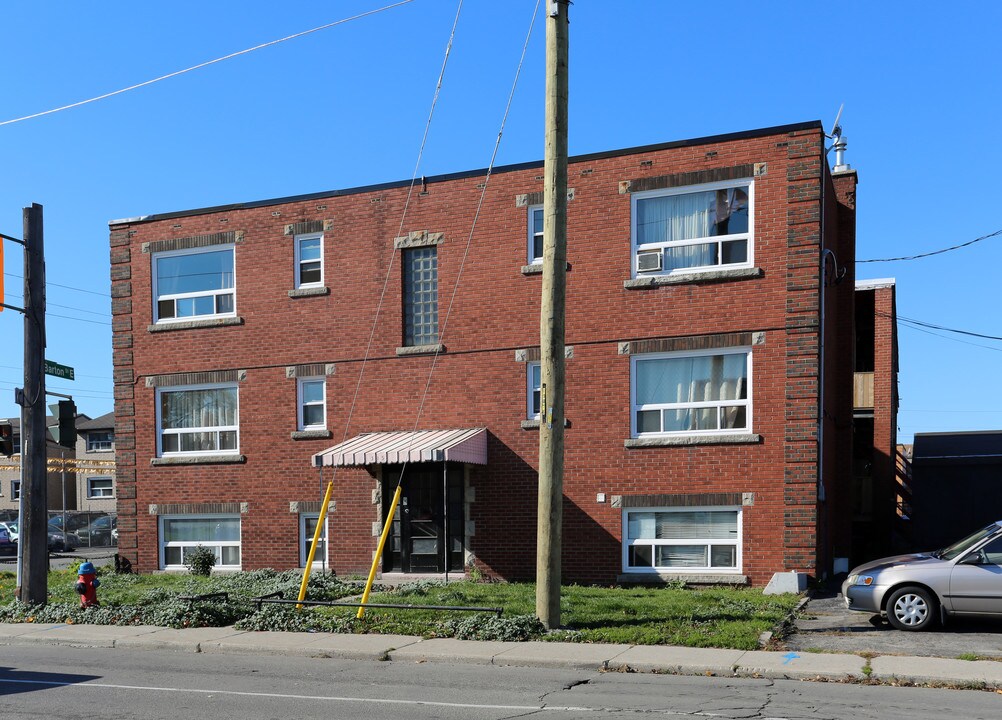 315 Strathearne Ave in Hamilton, ON - Building Photo