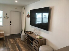 240 Horizon W in Boynton Beach, FL - Building Photo - Building Photo