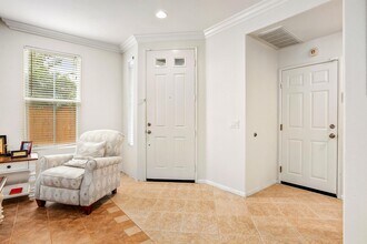 1468 Enchante Way in Oceanside, CA - Building Photo - Building Photo
