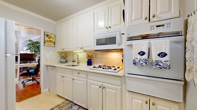 71 Strawberry Hill Ave in Stamford, CT - Building Photo - Building Photo